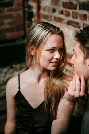 Почему таких женщин любят просто так