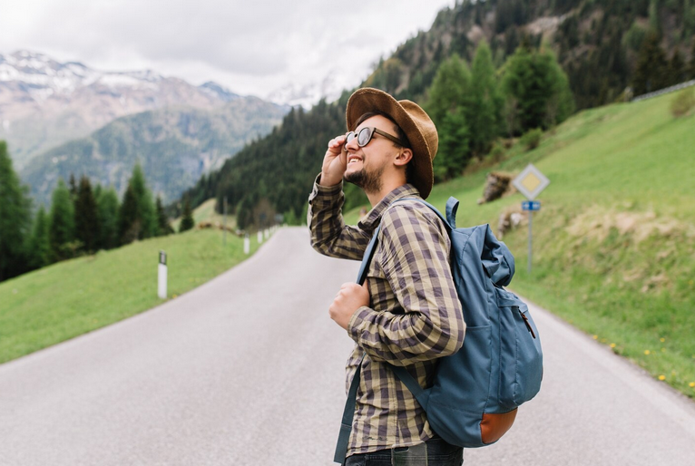 Одиночные путешествия: как найти себя вдали от привычных маршрутов