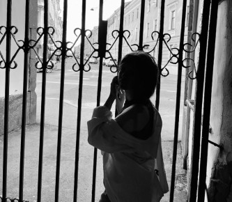 Как «хорошая девочка» теряет себя на пути к угождению обществу