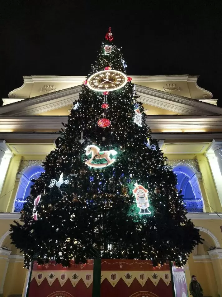 Сезонные воспоминания: как прошлое возвращается в наши жизни